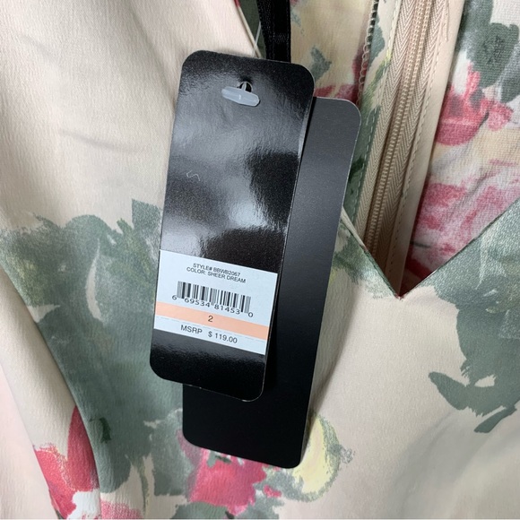 Bebe Floral V-Neck Ruffled Shorts Silky Romper - Picture 8 of 16